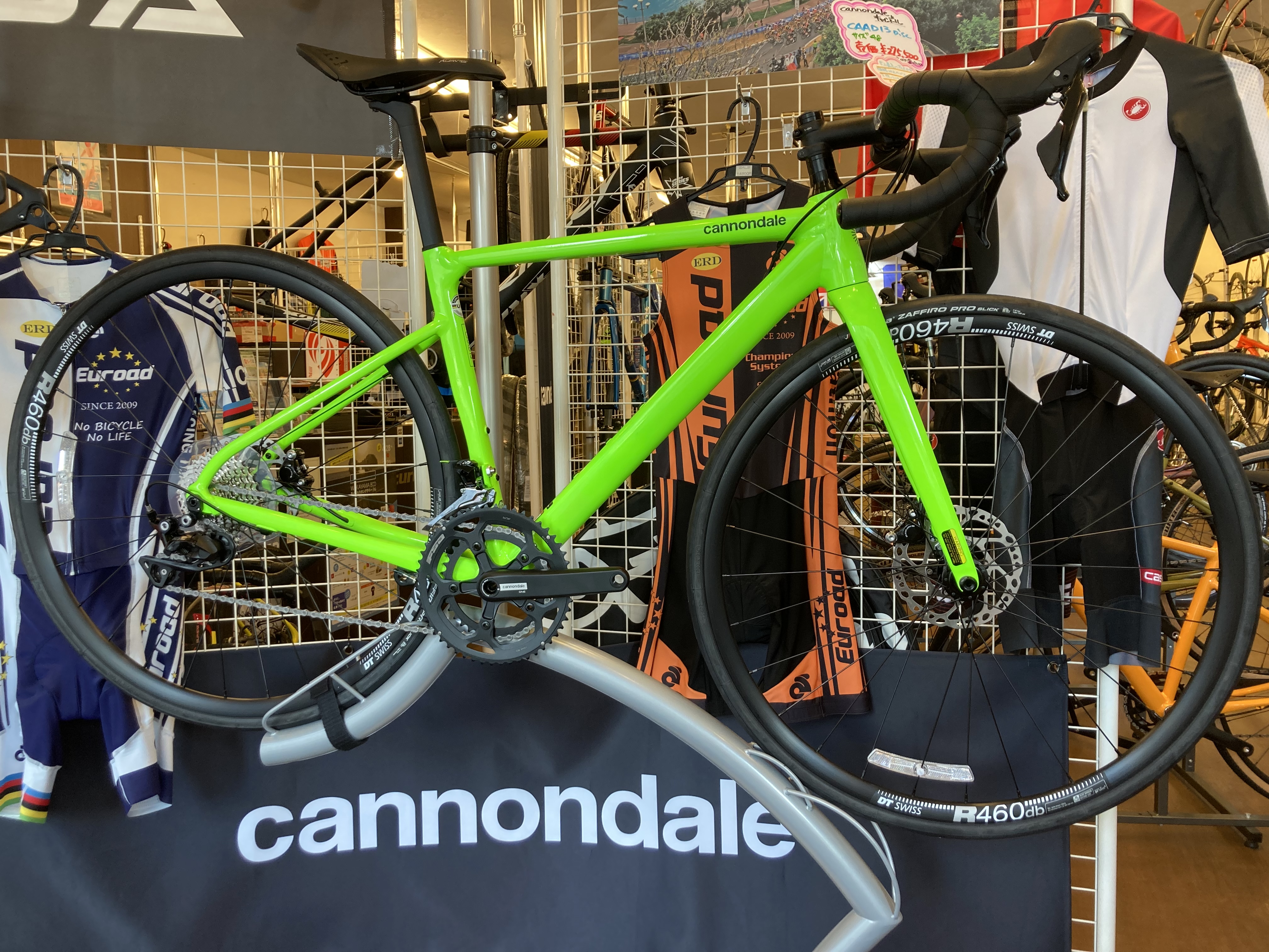 cannondale CAAD13 105 disc